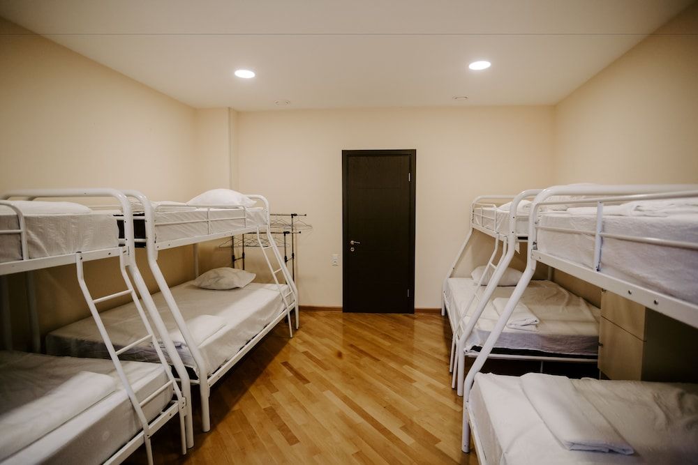 Viking Hostel Shared Dormitory, Mixed Dorm (8 people) 3