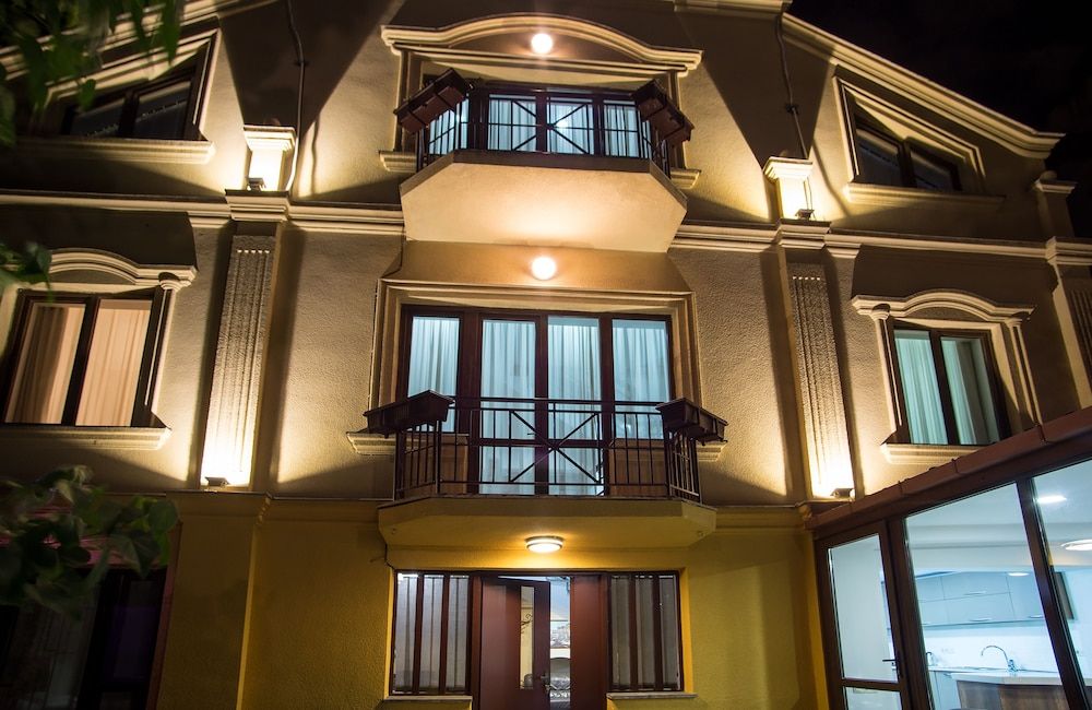 undefined Hotel 9 rooms 2