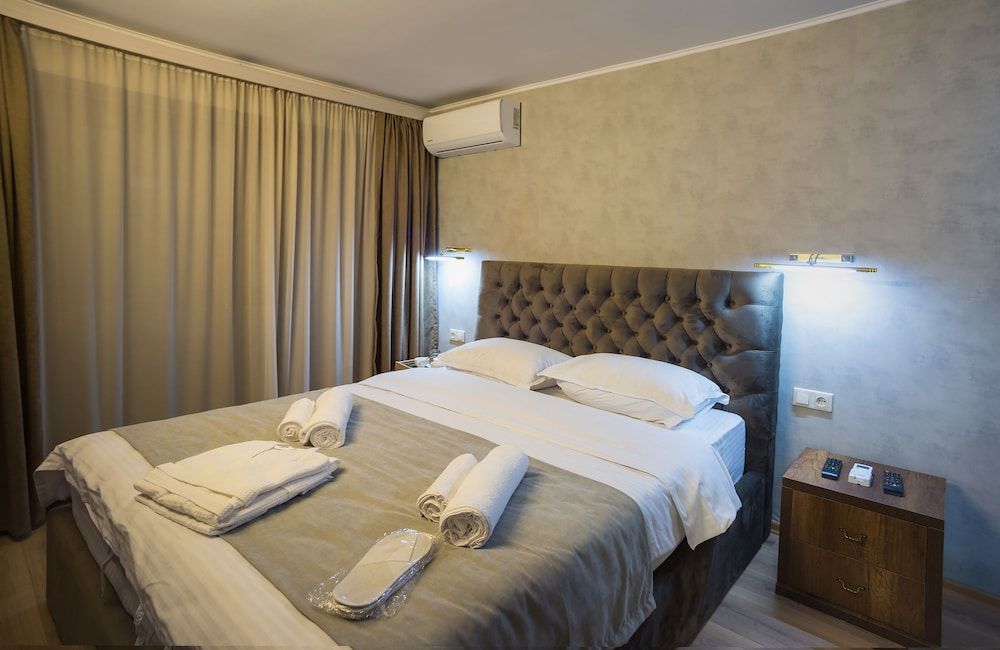 Hotel 9 rooms Basic Double Room 3