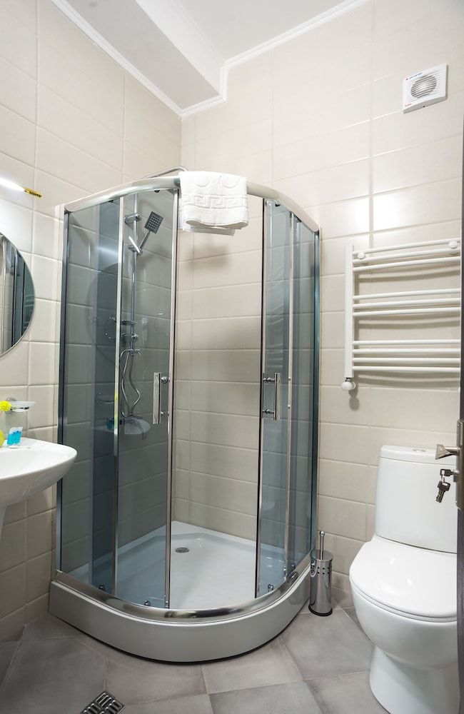 Hotel 9 rooms Economy Double Room 3