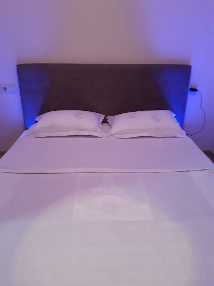 undefined Samatsa Georgia Apartments