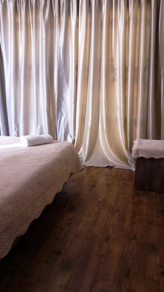 undefined Samatsa Georgia Apartments 2