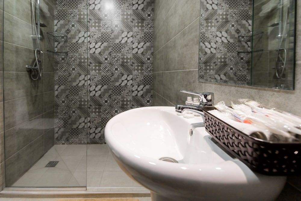 Hotel Angel Standard Double Room 13