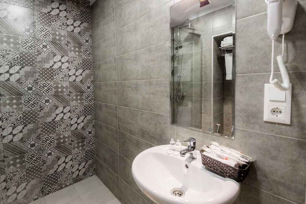 Hotel Angel Standard Double Room 15