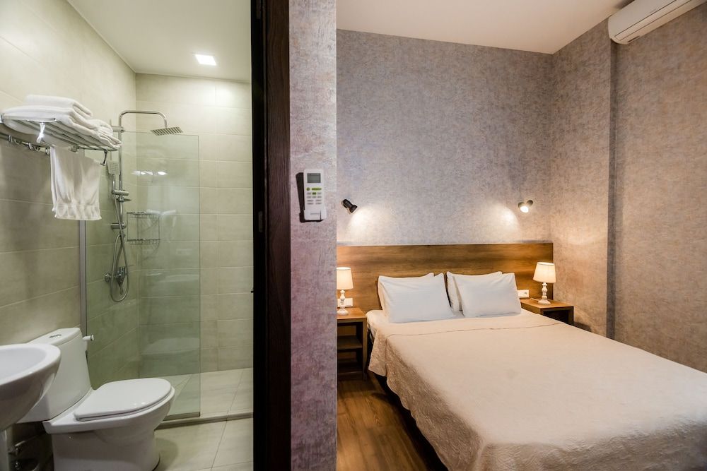 Hotel Angel Standard Double or Twin Room 3