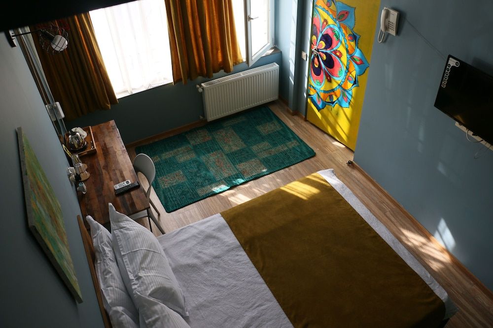 Boutique Hotel27 Plus Superior Triple Room, 1 Queen Bed, City View 7