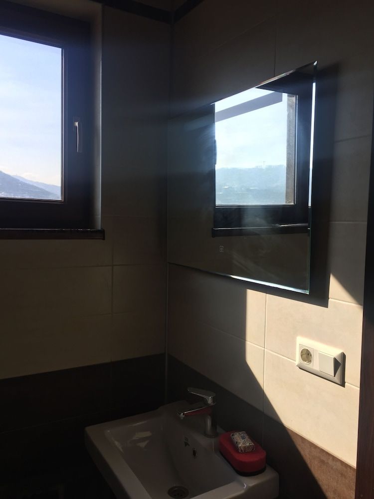 Hotel Funduki Family Room, Private Bathroom 10