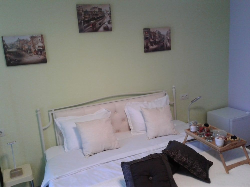 Senator Hotel Superior Double or Twin Room, Balcony, City View 9