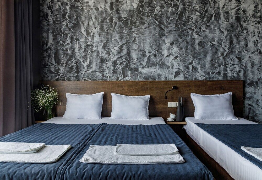 undefined Tabori Terrace 9