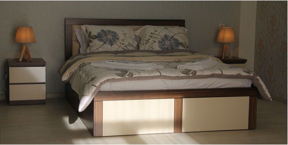 undefined Moonlight Hotel 6