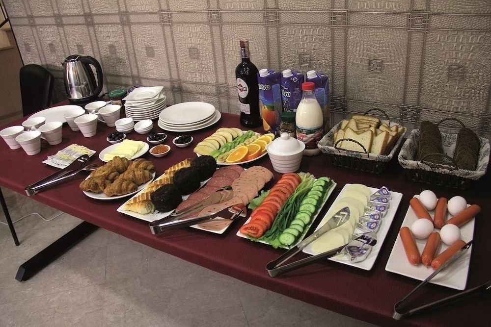 undefined Moonlight Hotel 4