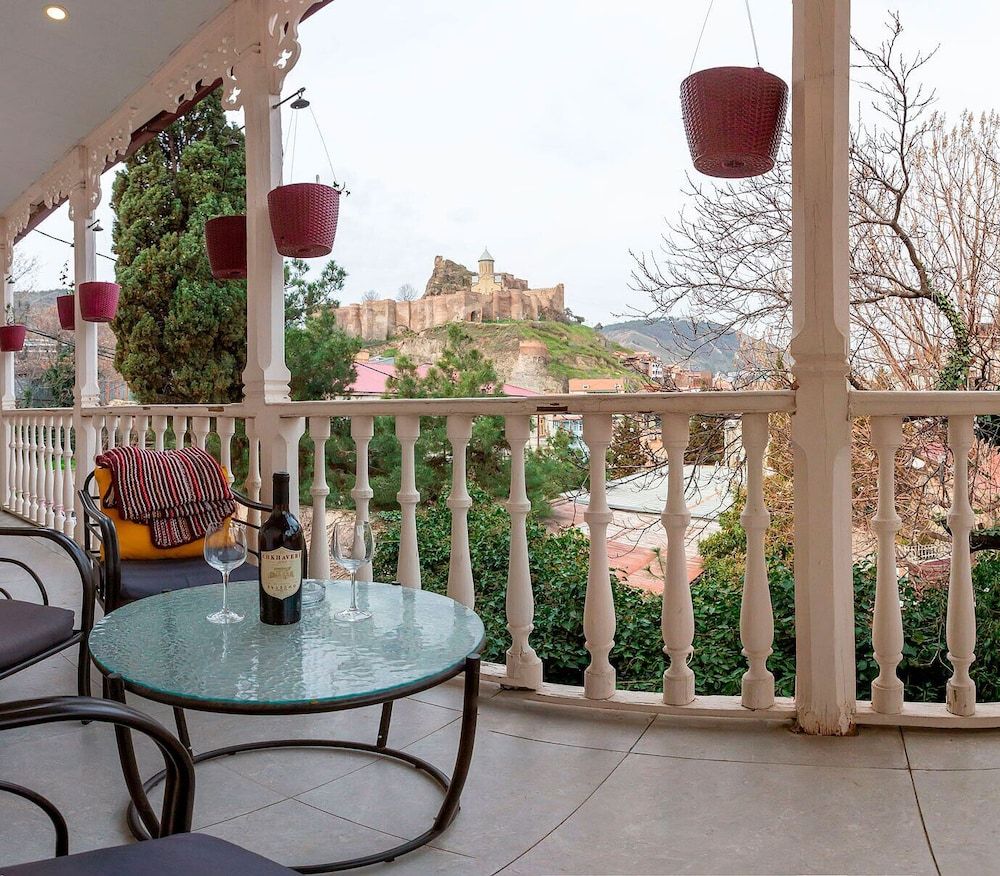 Gvino Minda Hotel Deluxe Double or Twin Room, Balcony 5