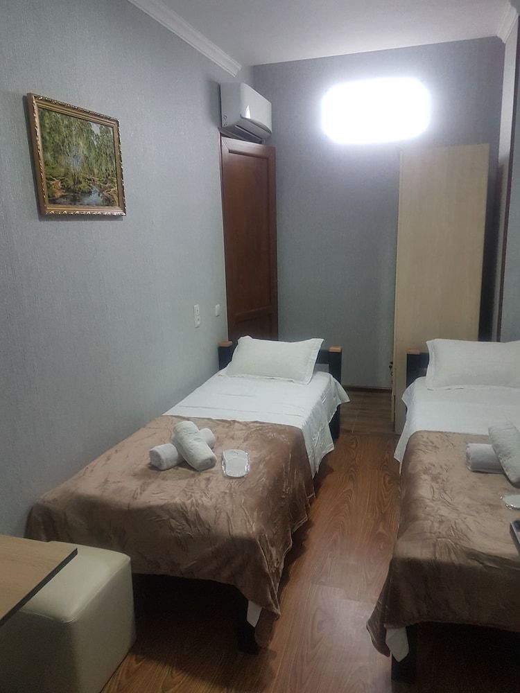 undefined Hotel Elegance 4