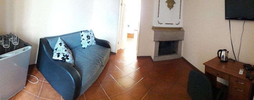 Avenue18 Apartment, Kitchen 2