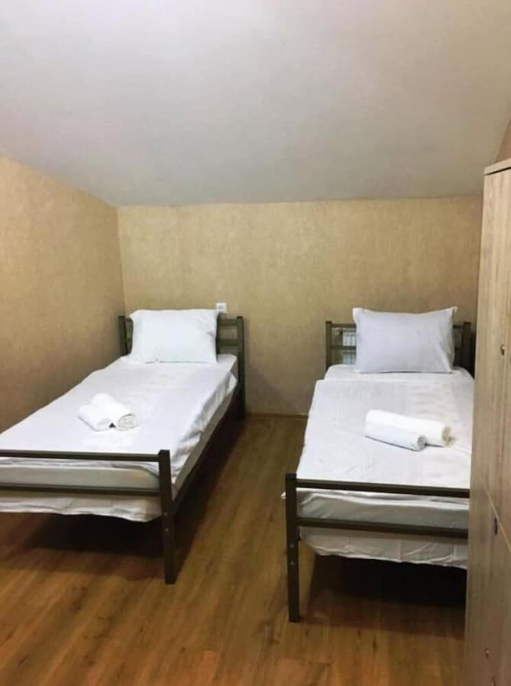 Mr Alex Hostel Family Quadruple Room 3