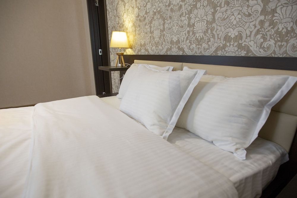 undefined Otiums Hotel 9