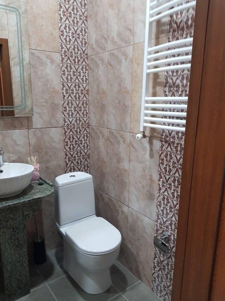 Hotel Makona Family Room 7