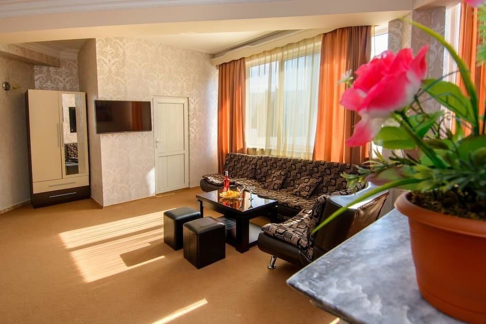 Silk Road Hotel Suite, Balcony 2