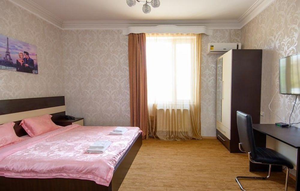 undefined Silk Road Hotel 5