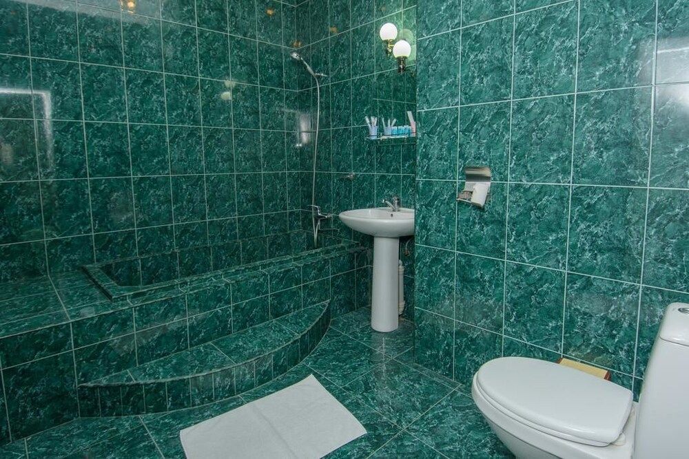 Silk Road Hotel Standard Twin Room 4