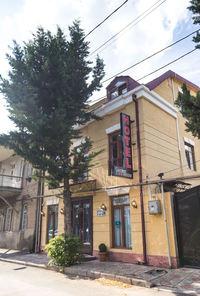 undefined Hotel Garden House 4