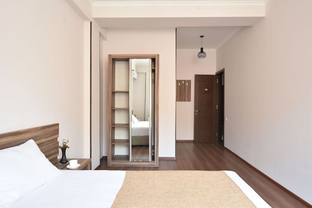 Day Room Art Hotel Deluxe Double Room, Balcony 4