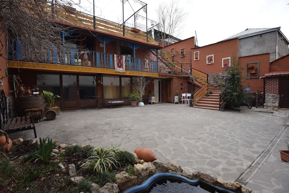 Day Room Art Hotel Deluxe Triple Room 12