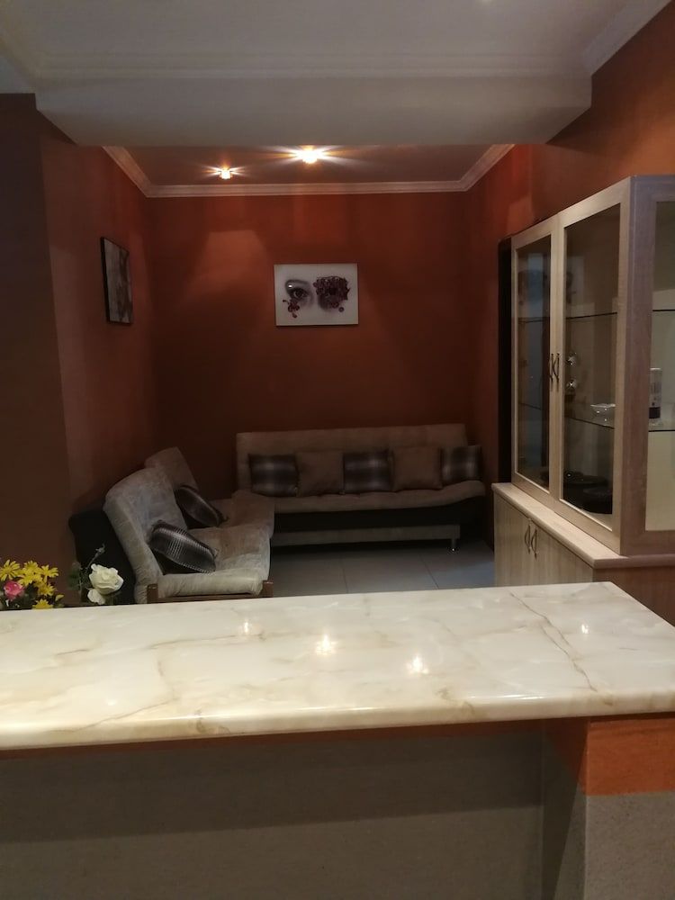 Shartava Platz Apartment 14