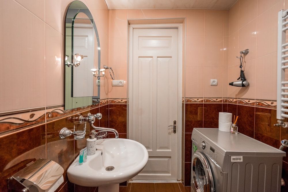 undefined Alpha Tbilisi 4