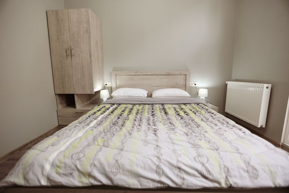 undefined HostHub Apartment Heart of Tbilisi 3