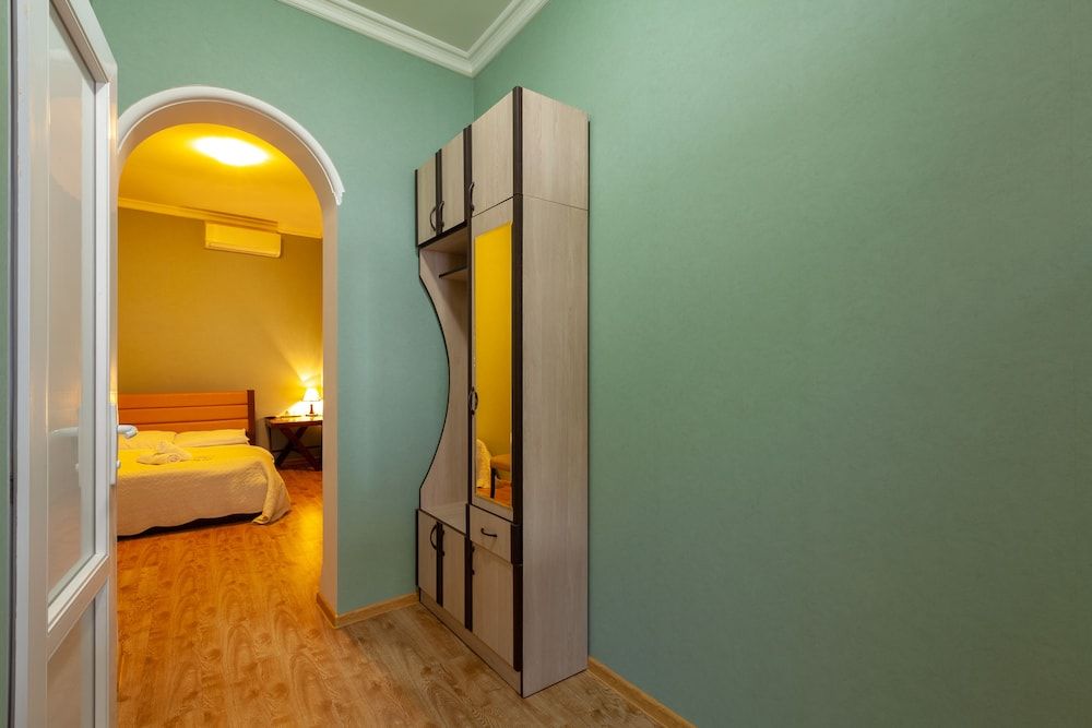 Nine Hotel Single Room, 1 King Bed, Non Smoking 2