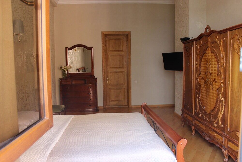 Standard Double Room, City View