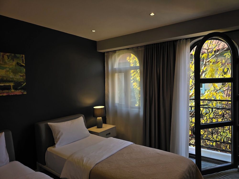 Silver 39 Corner Hotel Standard Twin Room 5