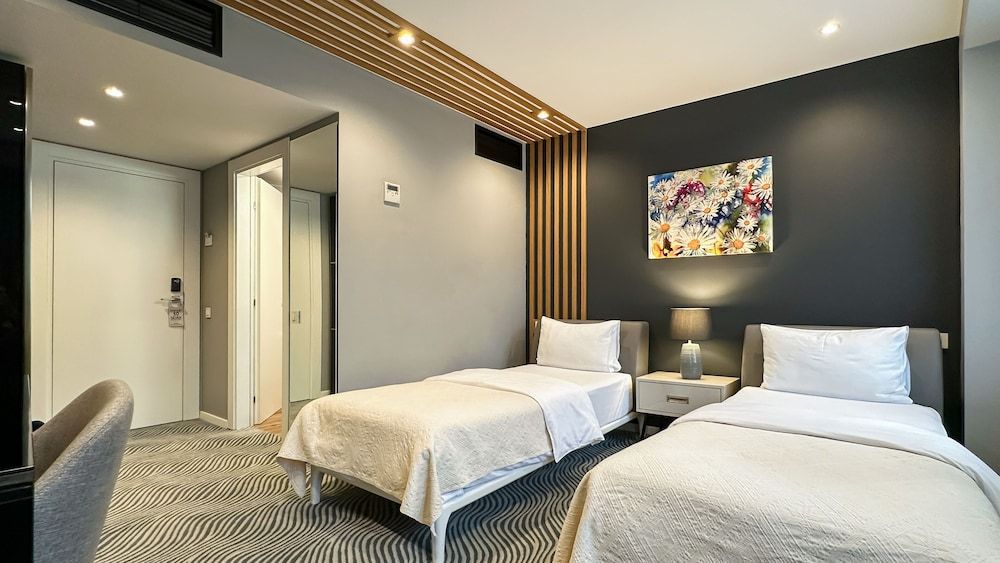 Silver 39 Corner Hotel Standard Twin Room 7