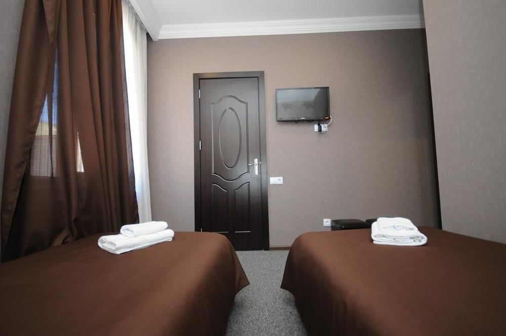 undefined Hotel 7 Rooms 4