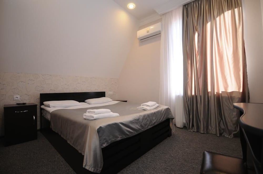 undefined Hotel 7 Rooms 8