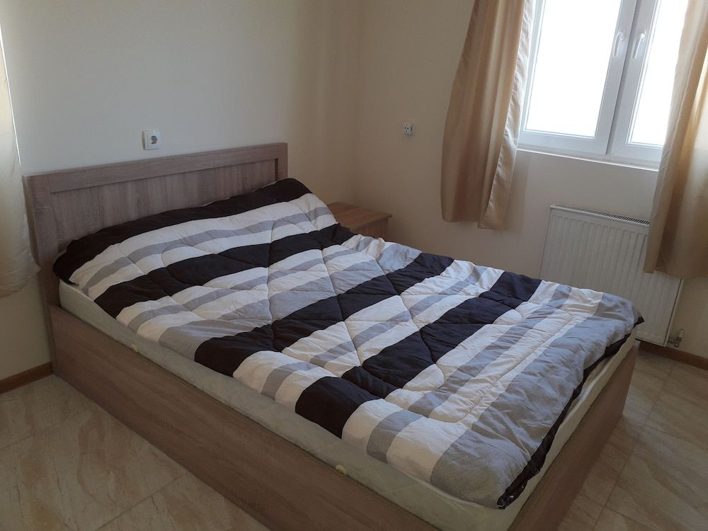 Hotel Ivertubani Basic Quadruple Room, Mountain View 3