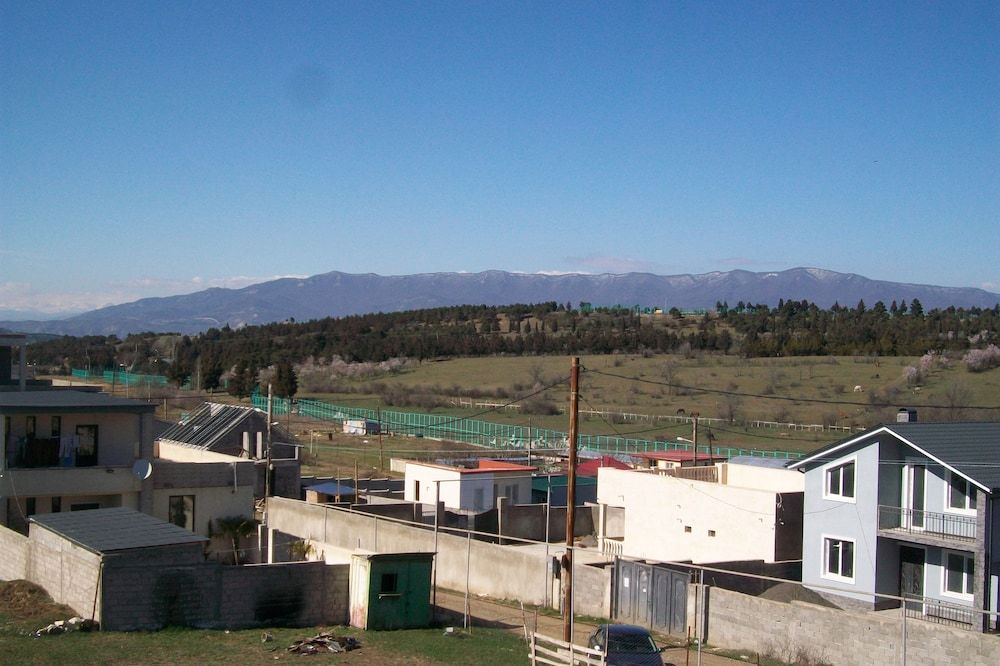 Hotel Ivertubani Basic Triple Room, Mountain View 8