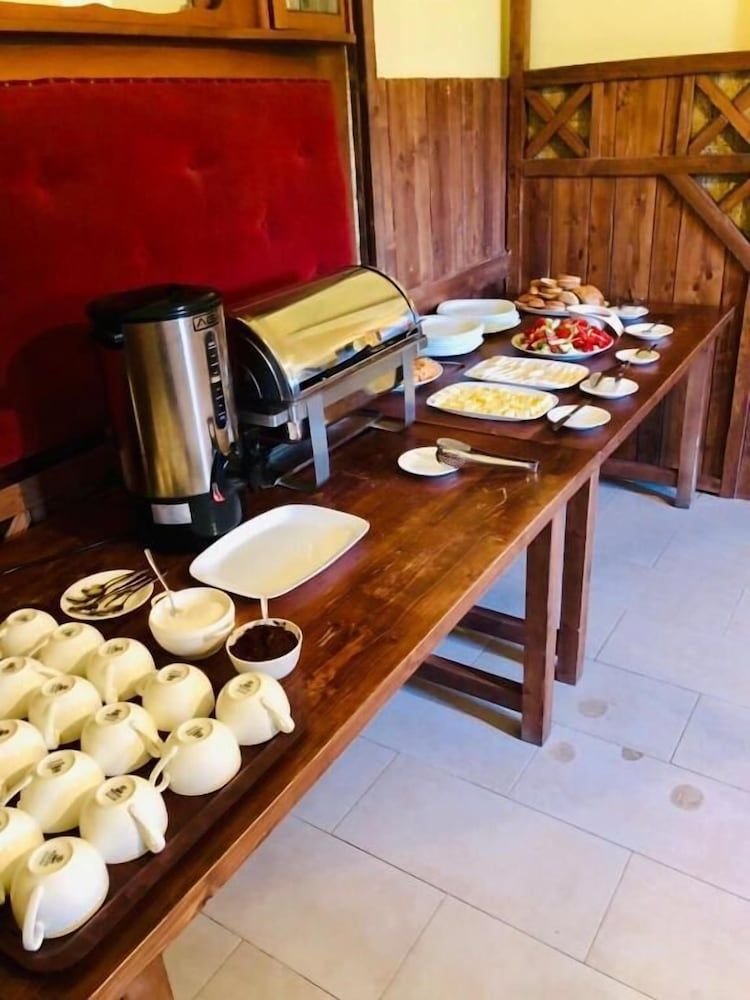 undefined Lords Hotel 7