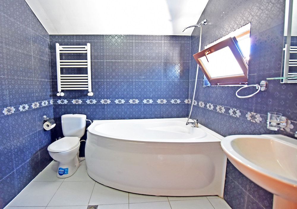 undefined Hirmas Hotel 8