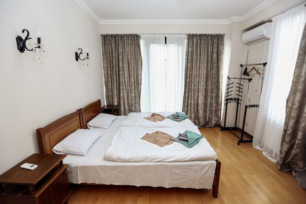 undefined 3 Bedroom Apartment near Vake Park