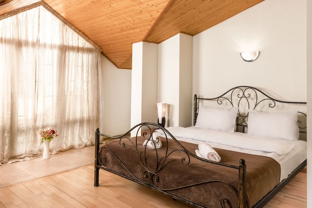 undefined Hotel Vaki 9