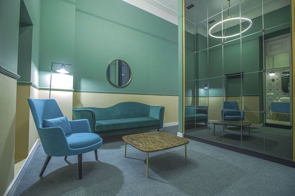 undefined Heritage Hotel and Suites 3