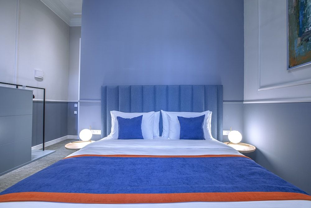 undefined Heritage Hotel and Suites 9