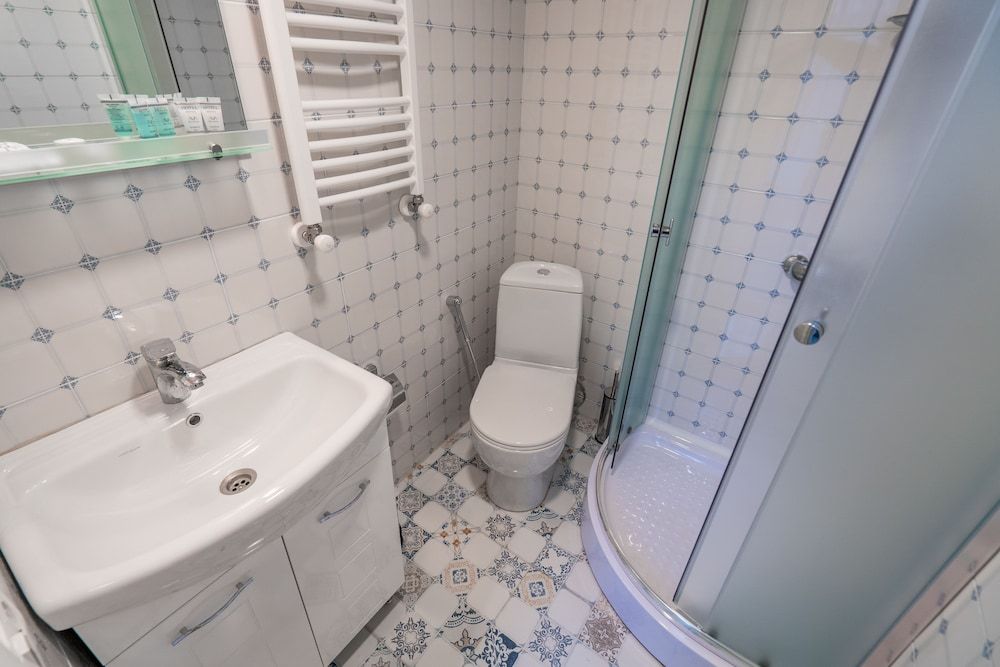 Mini Hotel on Aghmashenebeli Avenue Comfort Room, City View 4