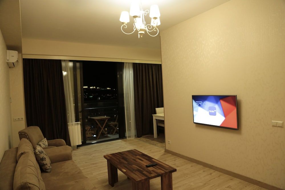 Deluxe Apartment, 1 Bedroom, City View (12-01)