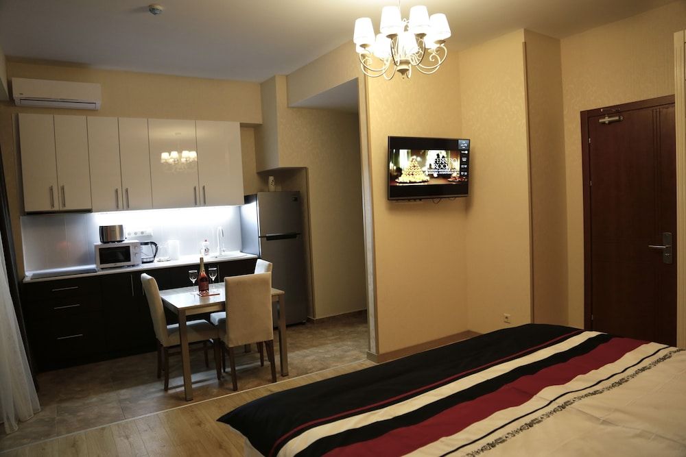 Apartment, 2 Twin Beds, City View (12-02)
