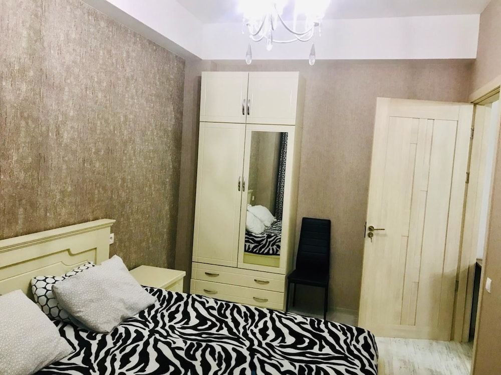 Apartment on Berbuki str. Standard Apartment (1 Berbuki Street 6, Saburtalo) 2