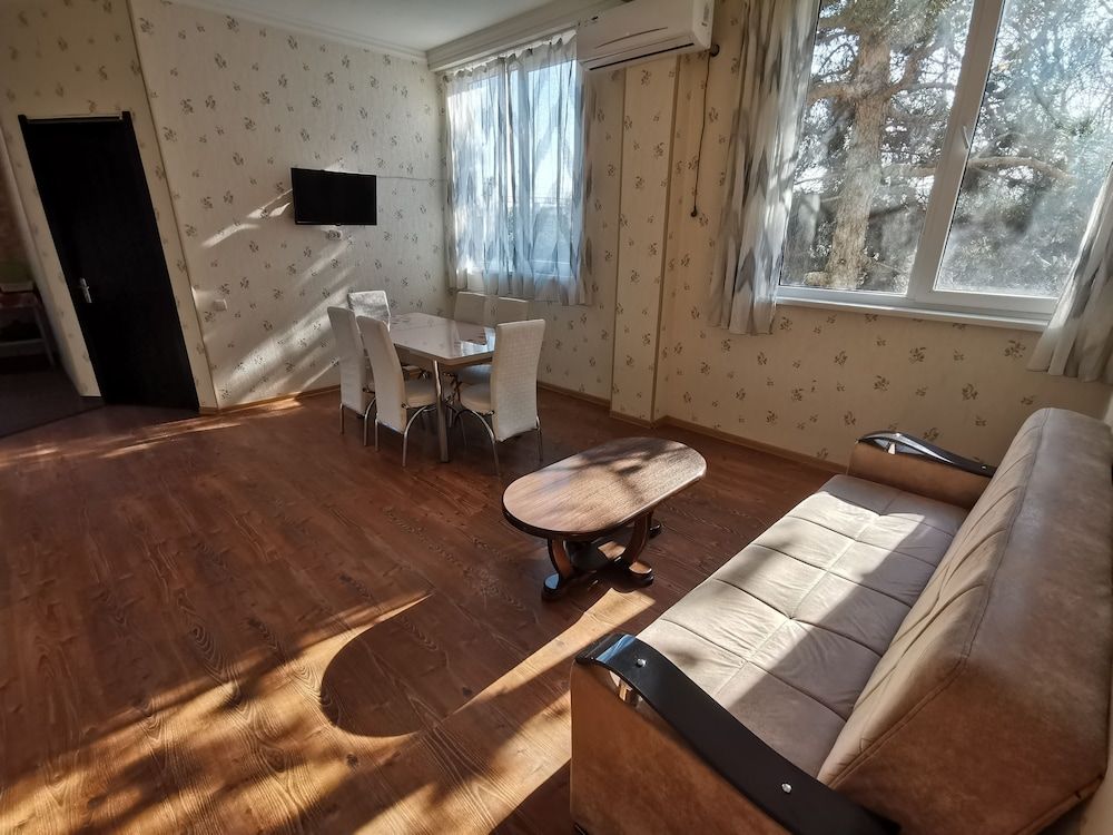 undefined Gio Apartments 4