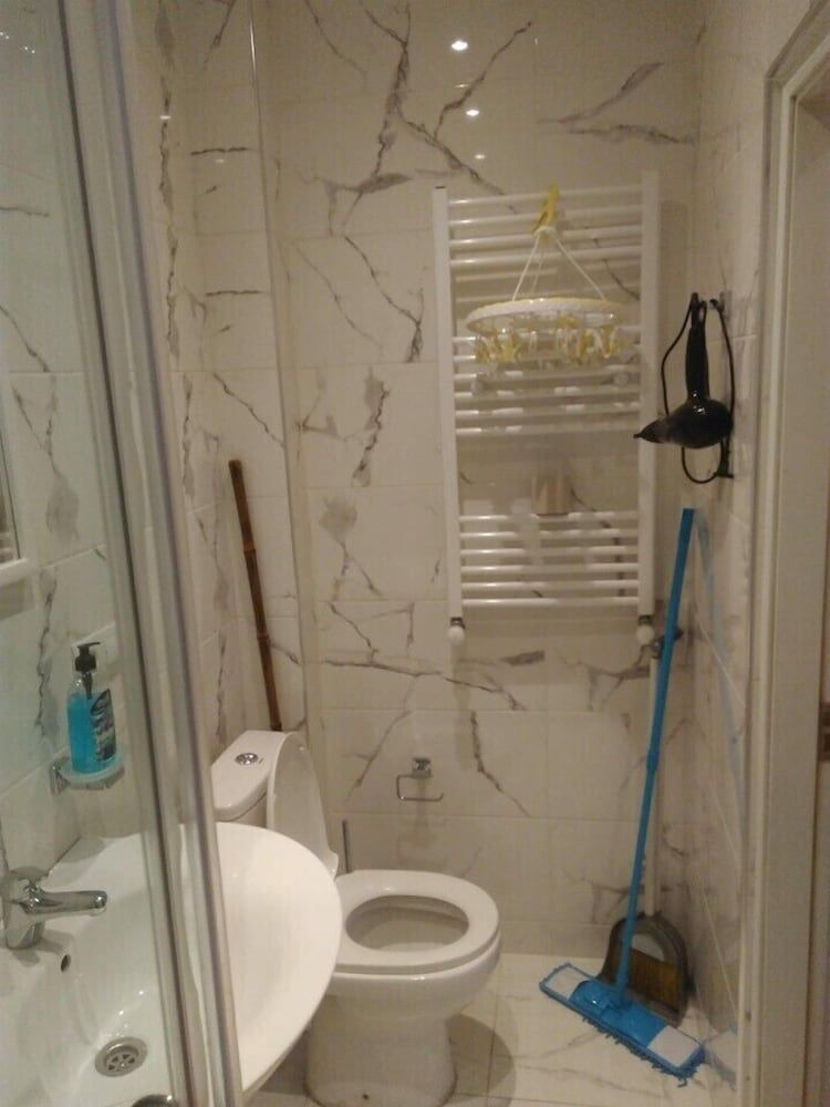 undefined Apartment on David Agmashenebelis 8